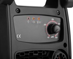 TECHNOLOGY PLASMA 41 XT: Sistema inverter de corte a plasma a ar comprimido de 40A. Corte rápido sem deformação de todos os materiais condutores.